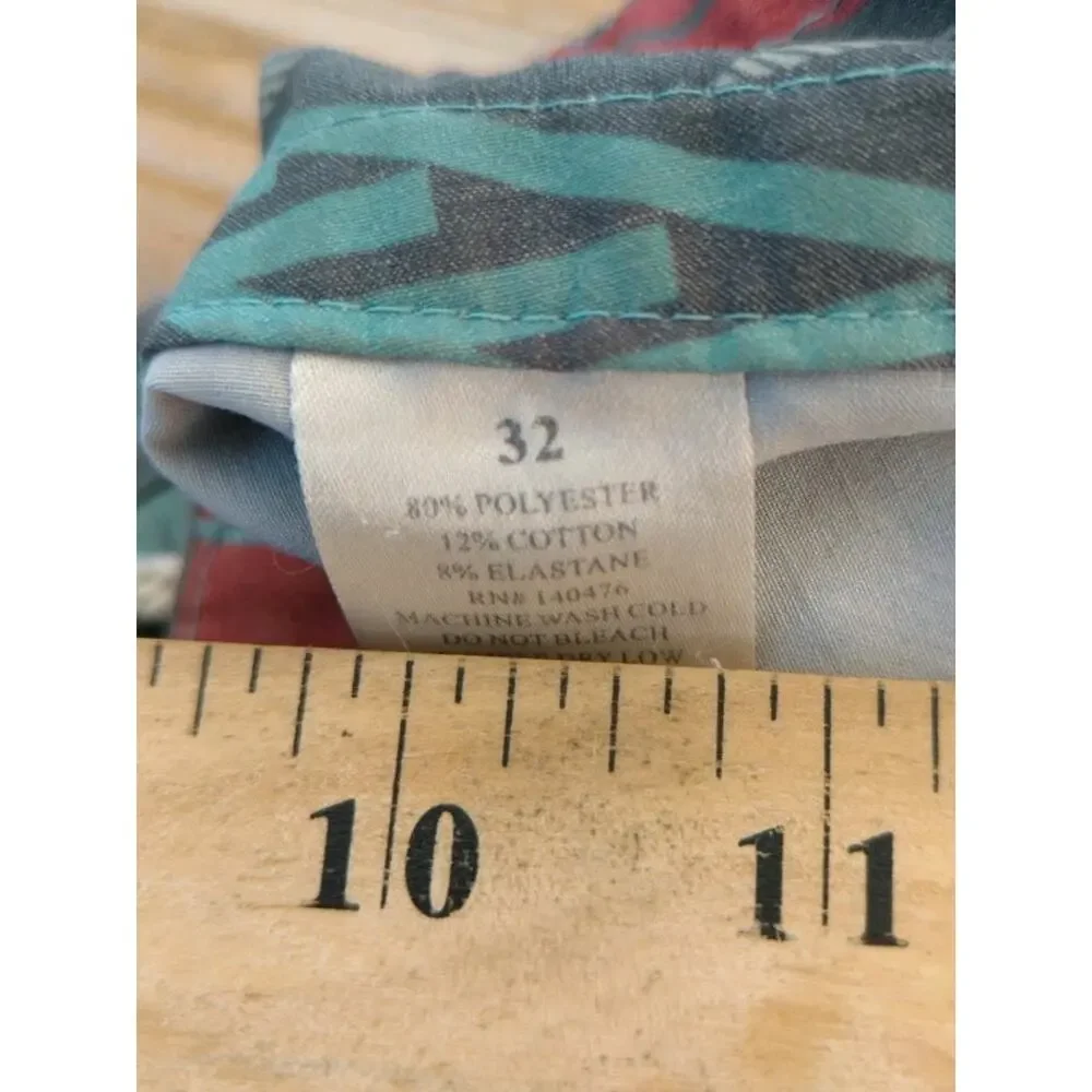 Faherty Men's Aztec Navite American Shorts Size 32 Red Blue